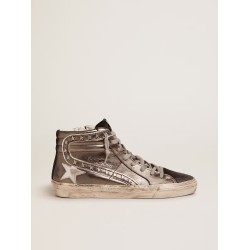 Women's Slide with silver laminated leather upper and studs