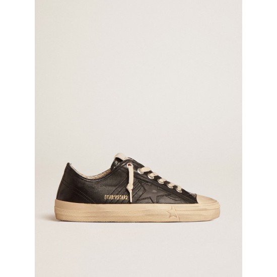 Women’s V-Star in black nappa leather with a black leather star